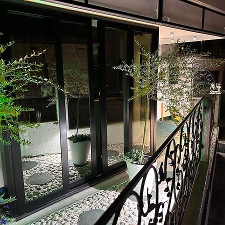 Halvat Guesthouse Saraievo Exterior foto